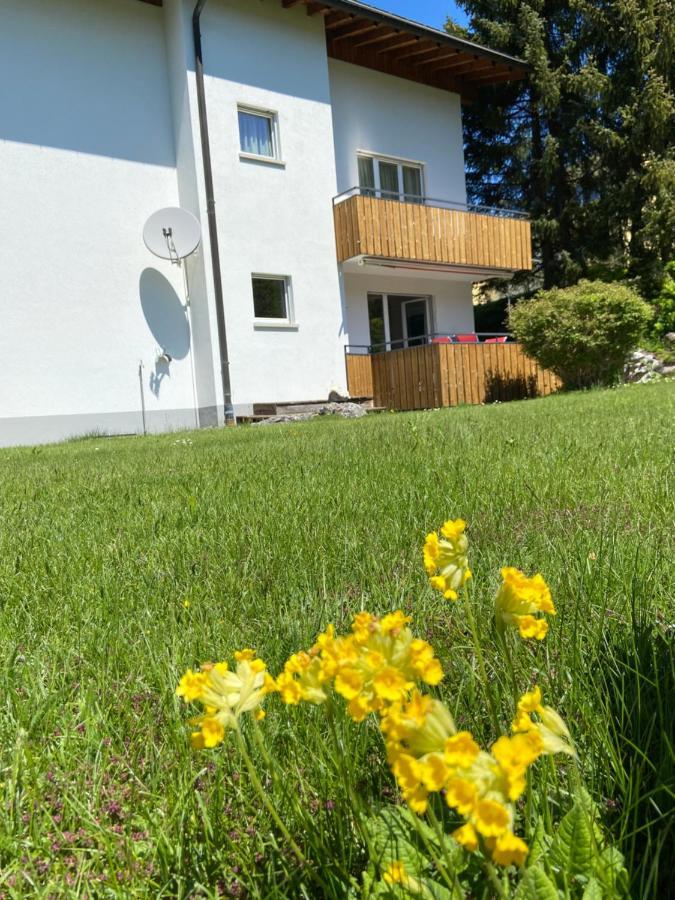 Casa Zundregn - Ein Bijou Mit Privater Terrasse Und E-Mobility Apartment Savognin Bagian luar foto